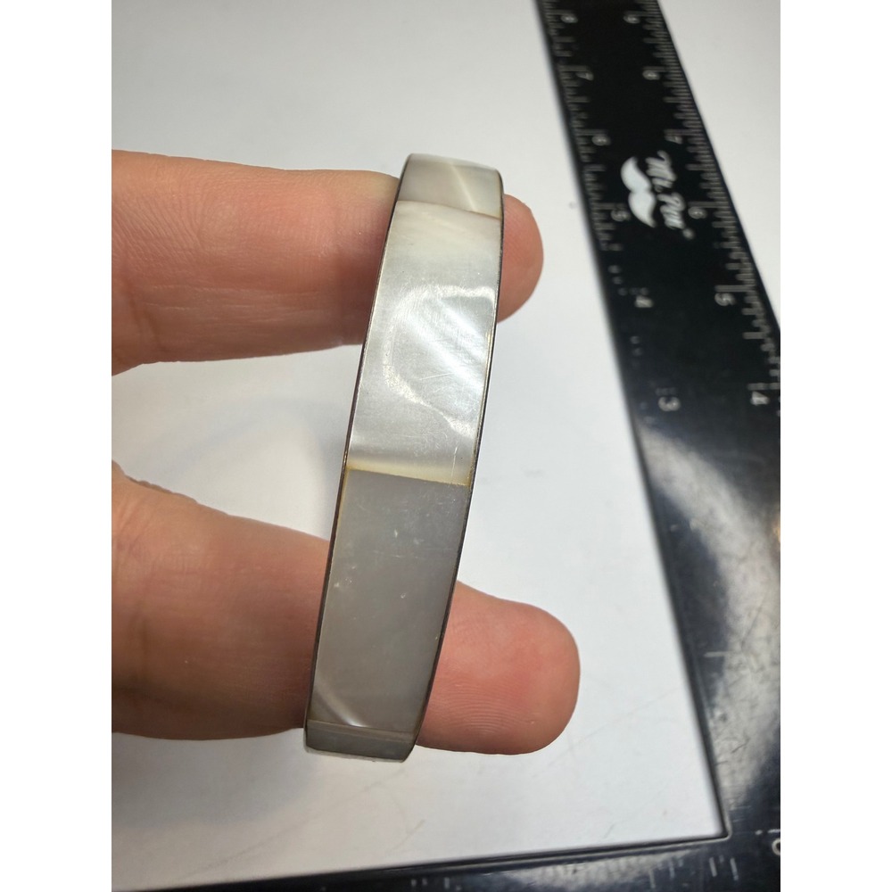 Mother of Pearl Inlay Bangle Bracelet Silver Tone Iridescent Shell Slip On